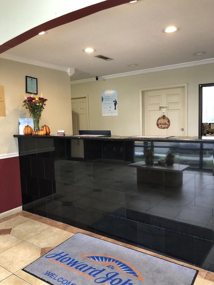 Howard Johnson By Wyndham Dothan Exterior foto
